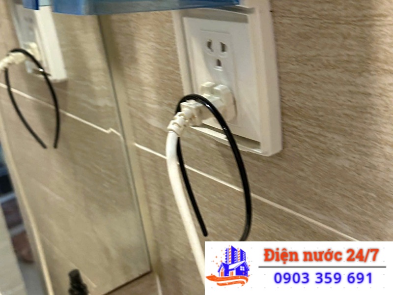 Lỗi ổ cắm điện bị hở mạch, có sửa chữa được không?