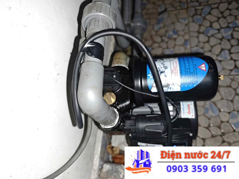  lắp đặt mới máy bơm nước tăng áp trọn gói
