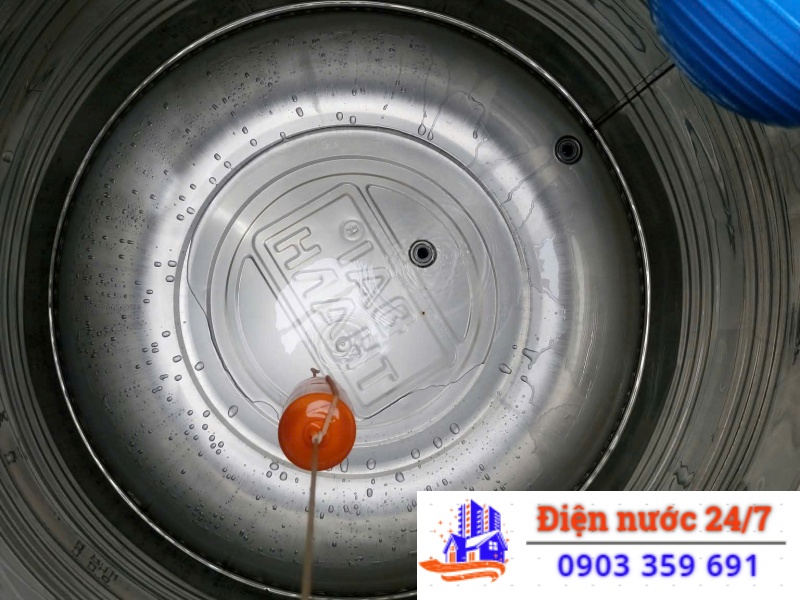 dịch vụ lắp đặt phao bồn nước chống tràn tại Mr Nhựt