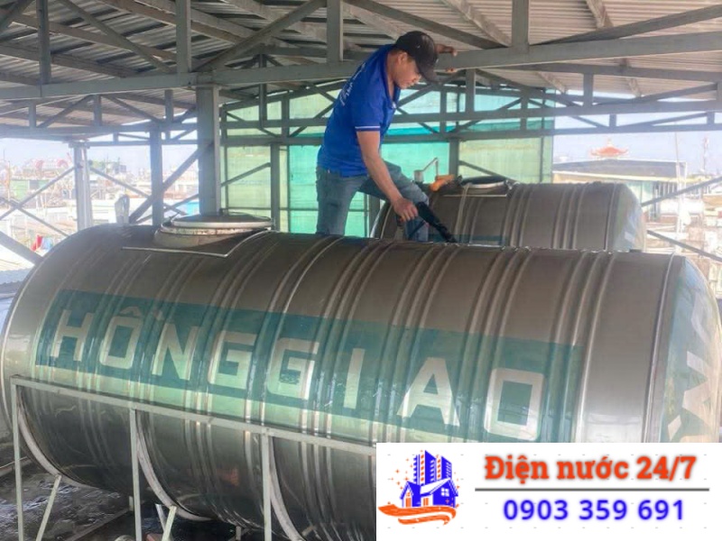 thực hiện hàn bồn nước có kỹ thuật và chuyên nghiệp