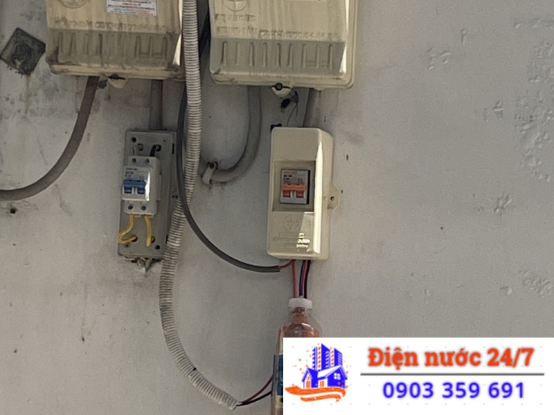 Sửa cb điện, apomat bị chập, nhảy liên tục.