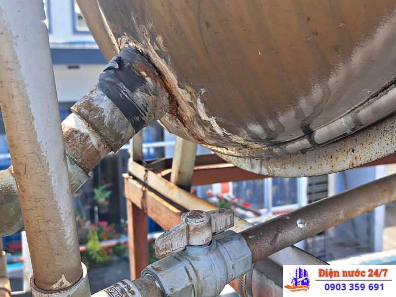 Thợ sửa ống nước rò rỉ tại nhà quận 10, giá rẻ - uy tín
