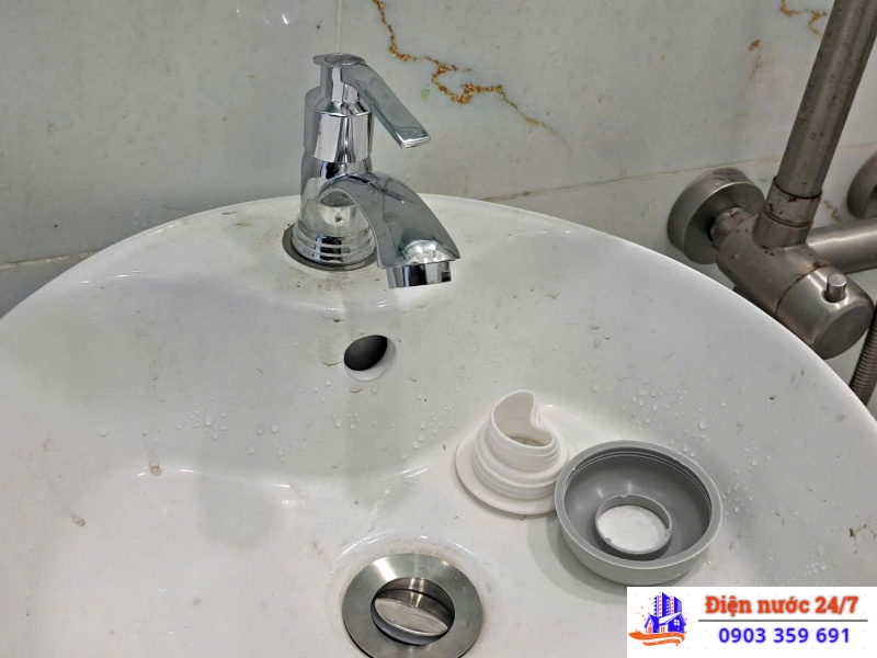 Thợ sửa vòi nước rung lắc tại nhà 24/7