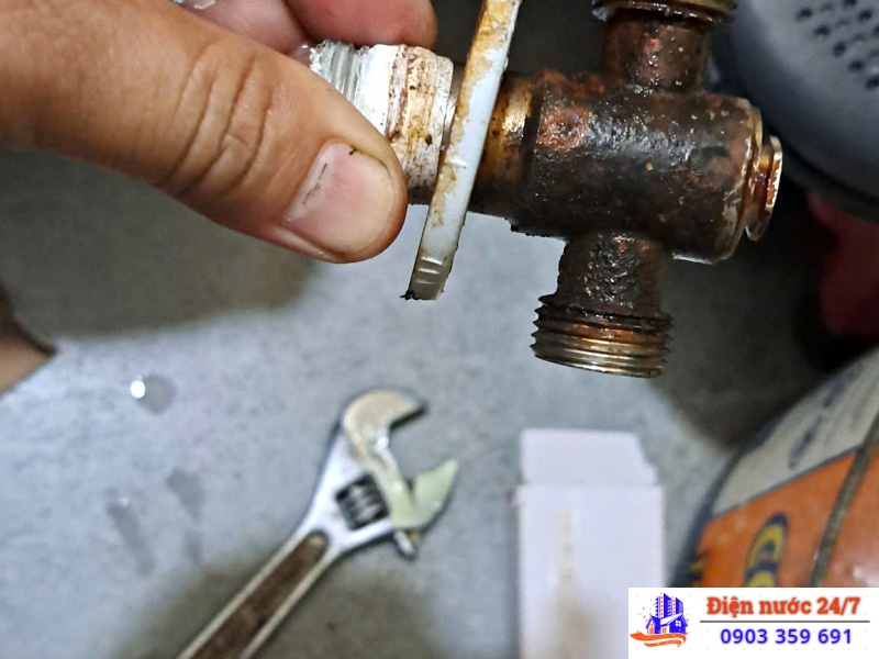 Chuyên Nhận Sửa Chữa Tất Cả Các Lỗi Điện Nước Gia Đình - GIÁ RẺ, UY TÍN