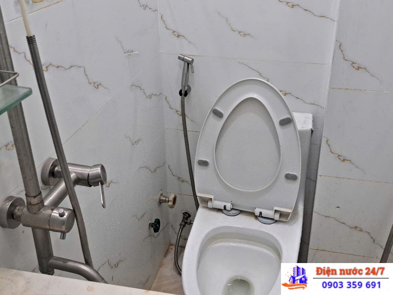 Thợ sửa ống nước bồn cầu tại nhà giá rẻ 24H
