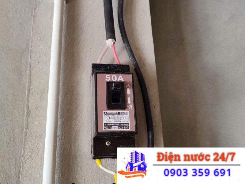 Dịch vụ sửa cầu dao điện bị rỉ sét uy tín