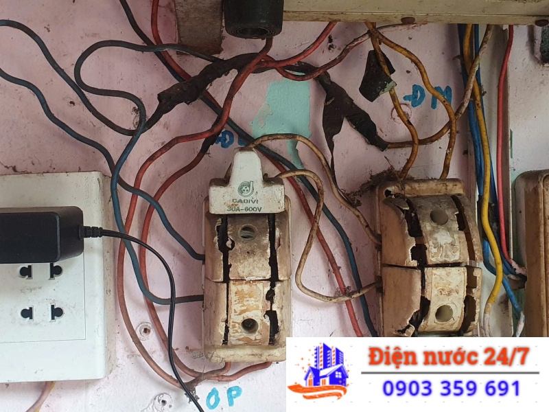 Dịch vụ thay mới ổ cắm điện tại quận Phú Nhuận chuyên nghiệp