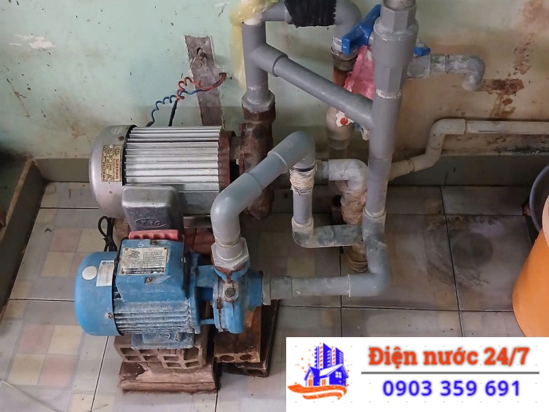 Sửa máy bơm nước giếng khoan cháy motor, cháy tụ.