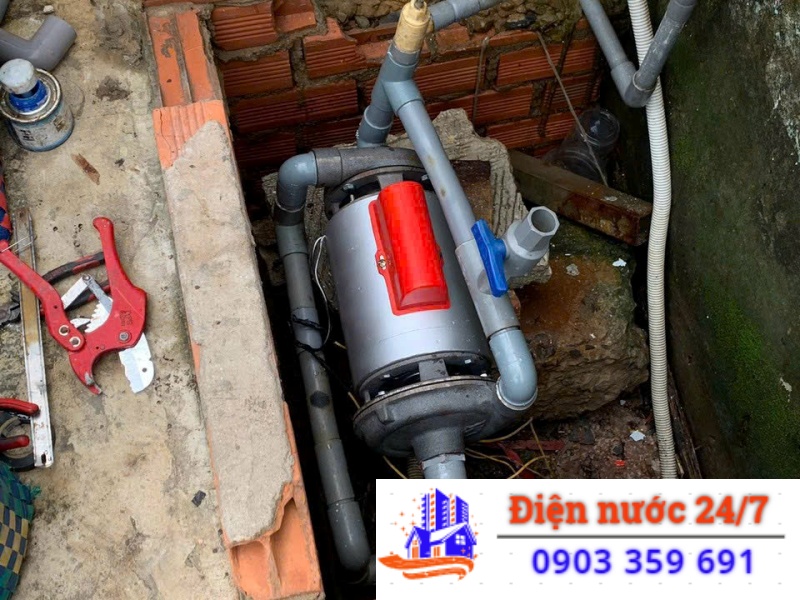 Sửa máy bơm giếng khoan bị ngập cát, kẹt bùn