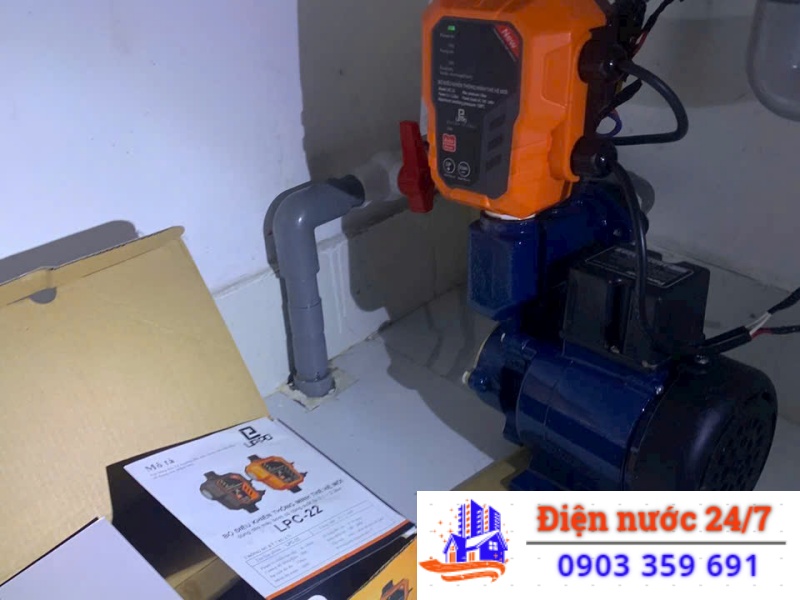 lắp đặt máy bơm nước đẩy cao Panasoni