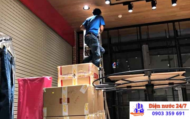 Thợ sửa điện tai Nhà Bè giá rẻ 24H
