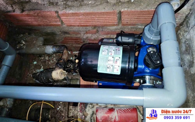 Thợ sửa máy bơm nước tại Tp.HCM