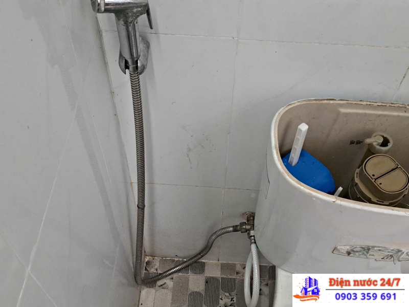 Thợ sửa bồn cầu tại nhà Tphcm giá rẻ 24H