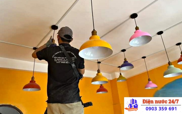 Sửa bóng đèn tại Tân Uyên, giá bao nhiêu tiền?