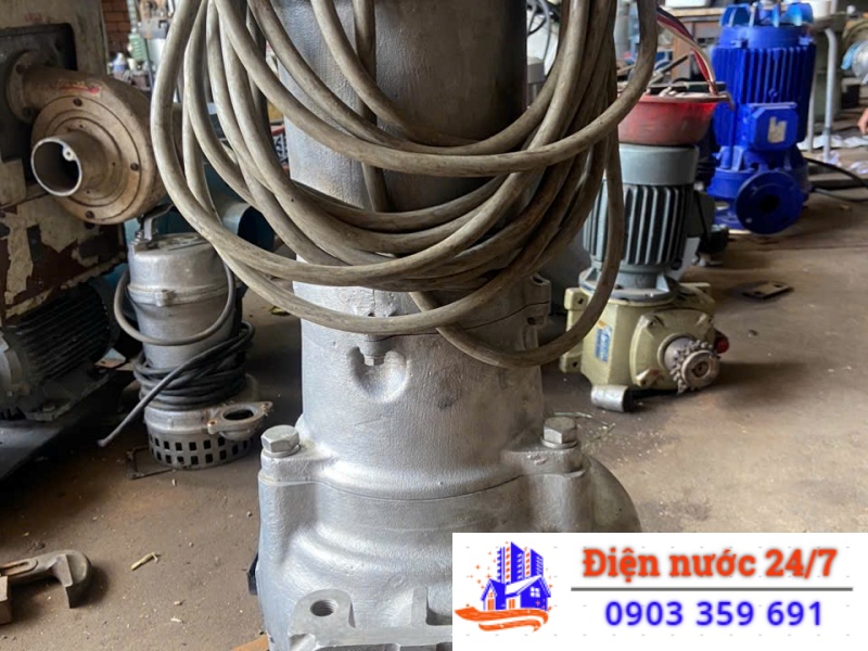 ọi thợ sửa máy bơm chìm tại nhà 24H