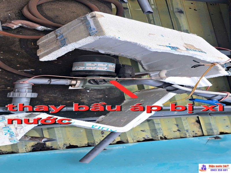 Sửa máy bơm nước bị rò rỉ