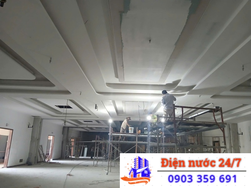 Chi phí cải tạo, thay thế dây điện và các thiết bị điện trong nhà tầm bao nhiêu