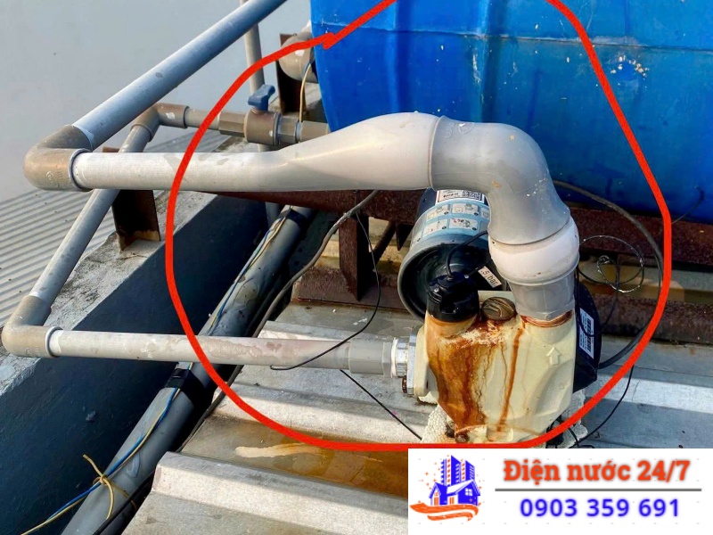 Dịch vụ sửa đường ống bồn nước bị tắc nghẽn, nghẹt chất bẩn hiệu quả.