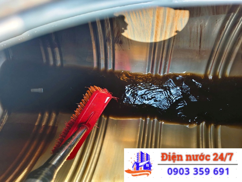 Vệ sinh bồn nước gia đình tại quận 5 vào chủ nhật