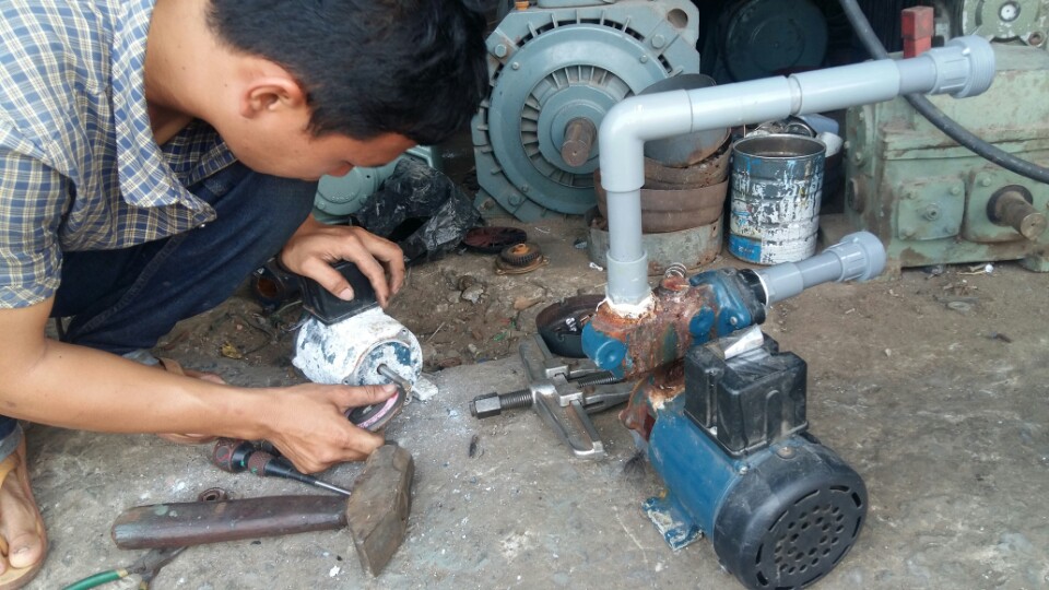 sửa máy bơm nước tại tphcm